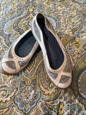 Privo Women's White/Pearl Leather Ballet Flats - Comfortable Everyday Slip-Ons